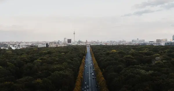 Recenzja serialu Babylon Berlin - niemiecka historia lat 20. w Berlinie