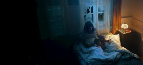 28 dni grozy - Czy warto obejrzeć ten paranormalny eksperyment?